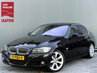 BMW 3-serie BWJ 2011 | 325i 218PK Business Line | TREKHAAK | LEER | NAVI | CLIMA | PDC 2X | CRUISE | LICHTMETAAL | DONKER GLAS |