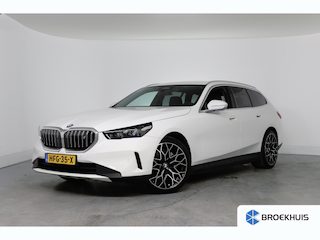 BMW i5 Touring eDrive40 84kWh | Achteruitrijcamera | Apple Carplay/Android Auto|telefoonintegratie premium | Audio installatie high end