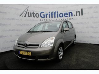 Toyota Corolla Verso 1.6 VVT-i Terra nette MPV met trekhaak