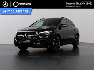 Mercedes-Benz GLA 180 AMG Line | Panoramaschuifdak | Night| Achteruitrijcamera | Dodehoekassistent |