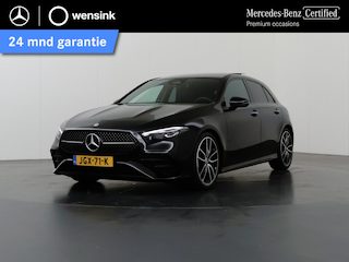 Mercedes-Benz A-klasse 180 Business Solution AMG | Panoramaschuifdak | Night | Premium Plus pakket | Dodehoekassistent | Head-up display | 19-inch Zwarte AMG Velgen |