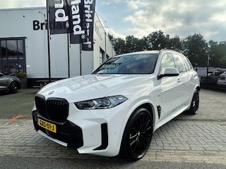 BMW X5 xDrive50e M-sport bj2023 BTW *Pano *Head-up *22inch *Trekhaak