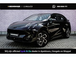 Lynk & Co 02 Business Edition 66 kWh | Apple Carplay/Android Auto | Keyless entry | Adaptive cruise control | Achteruitrijcamera | Panoramadak | 11KW lader | Stoelverwarming | Dodehoekdetectie | Ledverlichting | 15,4 inch middendisplay