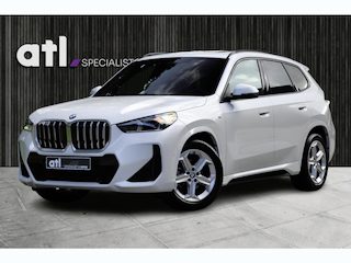 BMW X1 sDrive18i M-Pakket | Pano | H&K | Adap Cruise | Camera | Memory | Keyless | Etc.