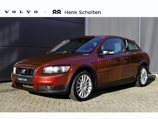 Volvo C30 1.8 Sport | 1ste eigenaar | 100% Dealeronderhouden | Cruise Control | Climate Control | Bluetooth handsfree systeem | Achterspoiler | 17'' Lichtmetalen velgen | Mistverlichting voor + achter |