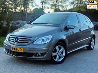 Mercedes-Benz B-klasse 170 AUTOMAAT AIRCO CRUISE NAVI PDC