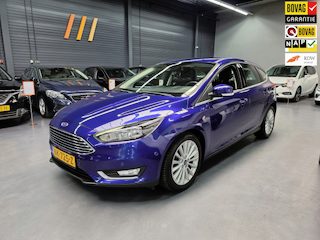 Ford Focus 1.5 Titanium CAMERA AUTOPARK CARPLAY NAP NL AUTO