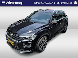 Volkswagen T-Roc 1.5 TSI R-Line / PANODAK / NAVI / 19"LMV / APP.Connect / CAMERA / Trekhaak