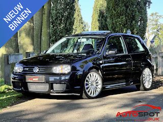 Volkswagen Golf 3.2 V6 R32