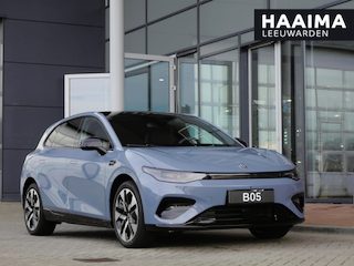 Leapmotor B05 ProMax Design 67.1 kWh | Nu met €1000,- voorraadvoordeel! | Panoramadak | Elektrisch verstelbare stoelen | Stuurwiel verwarming | Apple carplay/Android auto | Sfeerverlichting | Regensensor | Privacyglas | 19 inch lichtmetalen velgen