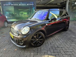 Mini Clubman 1.6 Cooper Chili | NIEUWE APK | PANO DAK | LEDER | NW KOPPELING |
