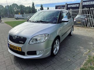 Skoda Fabia 1.4-16V Sport