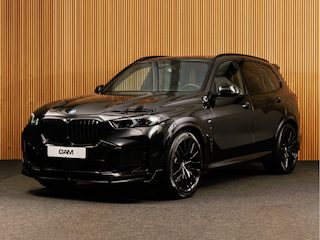 BMW X5 xDrive50e M-SPORT | 22" | SKYLOUNGE | B/W | MASSAGE