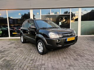 Hyundai Tucson 2.7i V6 4WD Style Automaat / Nieuwe Distributieriem + waterpomp / Leer