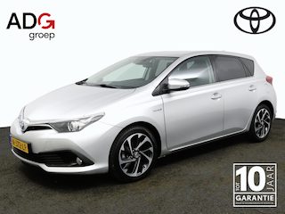 Toyota Auris 1.8 Hybrid Dynamic | Parkeersensoren achterzijde | Achteruitrijcamera | Cruise control | Licht metalen velgen |