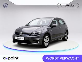 Volkswagen Golf E-DITION 136 pk | Warmtepomp | Navigatie | Parkeersensoren | Adaptieve cruise control | Hill hold | LED koplampen | Sperdifferentieel |