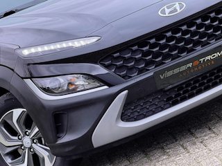 Hyundai Kona 1.6 GDI HEV Fashion Automaat - Abyss Black Pearl - 31dkm - Nieuwstaat