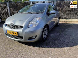 Toyota Yaris 1.3 VVTi Aspiration | Climate control | Parkeersensoren achter