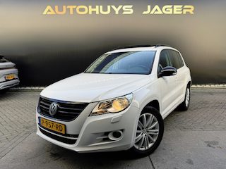 Volkswagen Tiguan 1.4 TSI Easyline Pano Stoelverwarming