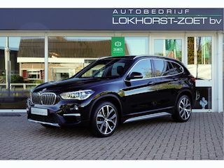 BMW X1 sDrive20i Orange Edition II | Panorama | Trekhaak | ACC | Leer | H/K