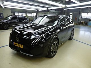 Peugeot 3008 GT Exclusive ALLE OPTIES! | Pano/Kanteldak! | Trekhaak | LEDER | 20 INCH LMV | 98% SOH | 12V aansluiting (in de middenconsole, op de achterzijde van de middenconsole en in de bagageruimte) | 20'' lichtmetalen velgen SOFIA | Achterbank met gedeeld (40:20:40) neerklapbare rugleuning
