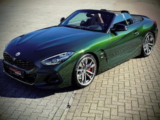 BMW Z4 Roadster / Pure Impulse Edition / M-sport / Hud / Sanremo green with cognac interior / MANUAL!