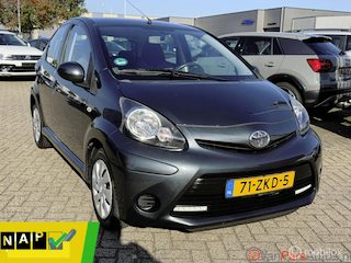 Toyota Aygo 1.0 VVT-i Aspiration,Airco,Led,5drs,dealer onderhouden