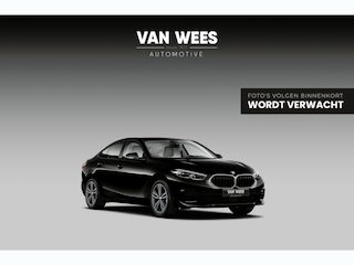 BMW 218i Business Edition Plus | Sport Line | 1e eigenaar | Origineel NL | Camera | Active Guard Plus | Cruise control | Sportstuur | DAB | Sportstoelen | PDC