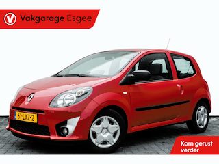 Renault Twingo 1.2-16V 77 PK Authentique | Ned Auto van 1 e EIGN | 20.999 KM | UNIEK | MEENEEMPRIJS | | Radio Cd | ABS | Stuurbekrachtiging | centrale vergrendeling met afstandsbediening |