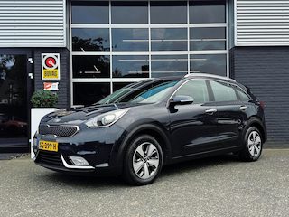 Kia Niro 1.6 DynamicLine, Airco, CarPlay, Camera, Cruise, Trekhaak, Navi, Lane, NAP