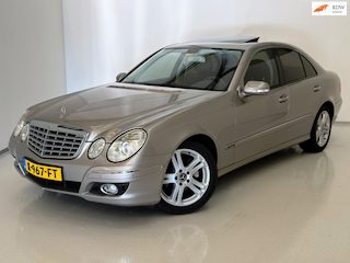Mercedes-Benz E-klasse 230 Avantgarde / V6 / Schuifdak / Xenon / Trekhaak