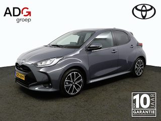 Toyota Yaris 1.5 Hybrid 115 Dynamic | Dodehoekdetectie | Stoel / Stuurverwarming | Parkeersensoren Voor en Achter |