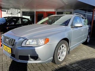 Volvo V70 2.5T 200PK Momentum Automaat 200 PK Half Leder Xenon Dealer auto