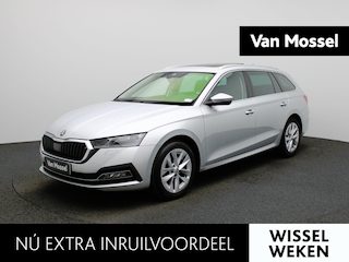 Skoda Octavia Combi 1.5 e-TSI Business Edition | Automaat | Panoramadak | Trekhaak | Virtual cockpit | Stoel verwarming | Navigatie | Apple CarPlay / Android Auto | Lichtmetalen velgen | Parkeersensoren | Keyless Start | Cruise control