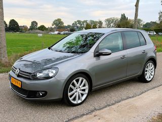 Volkswagen Golf 1.4 TSI Highline AUT APK 10-2027 Airco Navi 5Drs