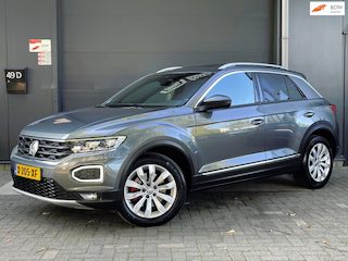 Volkswagen T-Roc 2.0 TSI 4Motion Sport Business R CARPLAY PANO VIRTUAL0COCKPIT KEYLESS CAMERA LED ACC CLIMA BLEUTOOTH NAVI DODEHOE