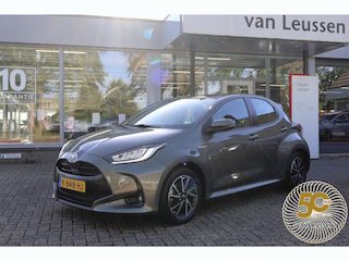 Toyota Yaris 1.5 Hybrid Dynamic LM-VELGEN AD-CRUISE LED
