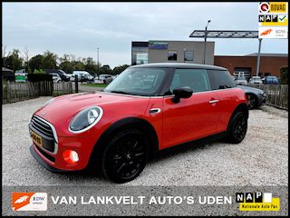 Mini Cooper 1.5 136pk Automaat Pepper STORY onderhouden!