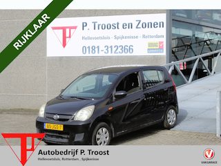 Daihatsu Cuore 1.0 Trend Radio CD-Speler/Centrale deurvergrendeling.
