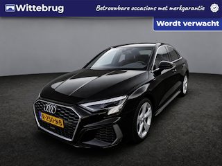 Audi A3 Limousine 30 TFSI S edition / Navigatie / App connect / LED / Climate controle / Lichtmetaal 18 inch /