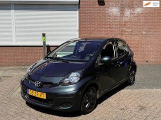 Toyota Aygo 1.0-12V Sport