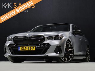 BMW i5 M60 xDrive 84 kWh M Sport Pro [PANORAMADAK, CARBON EXTERIEURPAKKET, M SPORT PAKKET, TREKHAAK, APPLE CARPLAY, ANDROID, BOWERS & WILKINS, CRUISE CONTROL, SFEERVERLICHTING, 360 CAMERA V+A, STOELVERWARMING, STUURVERWARMING, S