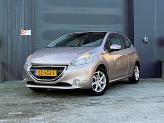 Peugeot 208 1.2 VTi Active | Navi | PDC | Bleuthooth | NL Auto | NAP | zeer netjes | Volledig onderhouden | Distributie vervangen