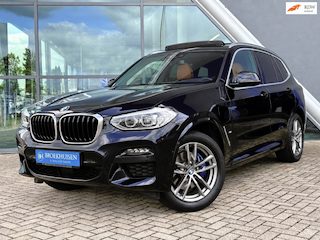 BMW X3 XDrive30e High Executive M-Sport 293pk Panoramadak / Camera / Trekhaak