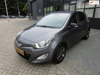 Hyundai i20 1.4i i-Motion 2015 Automaat Airco Led Cruise APK!