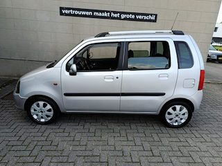 Opel Agila 1.2-16V Cosmo