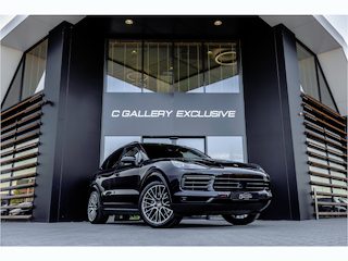 Porsche Cayenne 3.0 - Panorama | Luchtvering | Elek. Trekhaak | Stoelverwarming | ACC