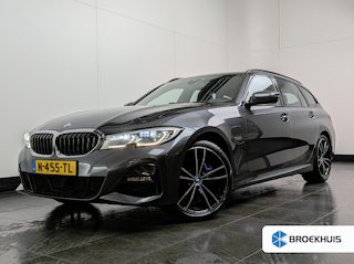 BMW 3-serie Touring 320e Business Edition Plus M Sport Plus l 1e Eigenaar l Pano Dak l Leder l Head up l Trekhaak Elektr. l Adapt. Cr Control l Keyless l