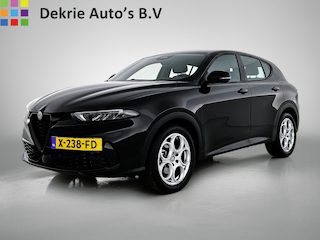 Alfa Romeo Tonale 1.5T Hybrid 131PK Automaat Sprint / Pdc.V+A / Stoel+Stuur verwarming / Navigatie / Lmv / Adaptive Cruise / Carplay / Apk 10-2027