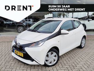 Toyota Aygo 1.0 VVT-i x-play | Airco | Toerenteller | Achteruitrijcamera
